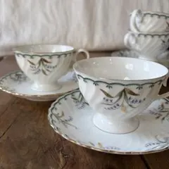 《3客セット》美品 ティーカップ カップ&ソーサー NARUMI ボーンチャイナ