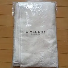 GIVENCHY大判バスタオル新品のサムネイル