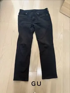 GU ブラック デニム パンツ 31インチのサムネイル
