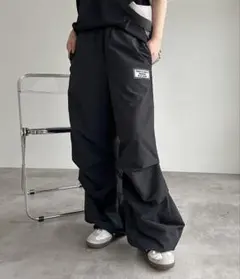 apres jour mignon ユニセックスナイロンタックパンツ　ワッペン