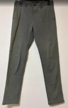 UNIQLOユニクロ スリムフィットチノ(ウエスト82cm)