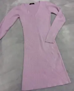 未使用品　DURAS デュラス　Vネックニットワンピース