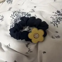 MARYQUANT マリークワント シュシュ イエロー×ネイビー　新品未使用