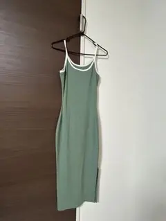 オリーブグリーン キャミワンピース