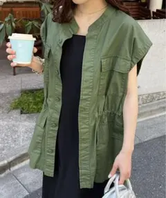 DISCOAT スタンドネックミリタリーベスト カーキ