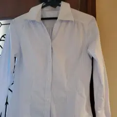 ストライプ長袖シャツ