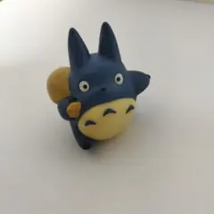 スタジオジブリ　走る中トトロ　フィギュア