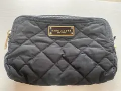 美品 MARC JACOBS キルティング ポーチ ブラックのサムネイル