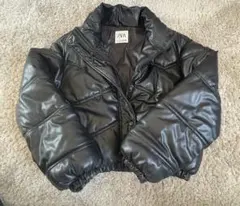 ZARA フェイクレザー ダウンジャケット ブラックのサムネイル