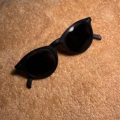 Cleo Nicci ブラック サングラス ケース付き