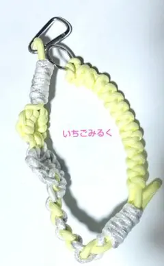 パラコード　ハンドストラップ　 黄色　銀色
