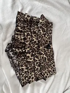 ヒョウ柄フリルショートパンツ