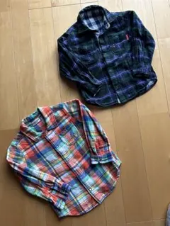 ミキハウス　チェック柄の長袖シャツ2枚セット　100cm。