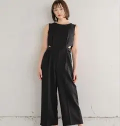 ブラック サイドカットアウト オールインワン RETRO GIRLのサムネイル