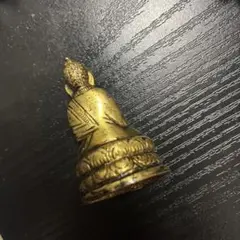 手乗りの仏像