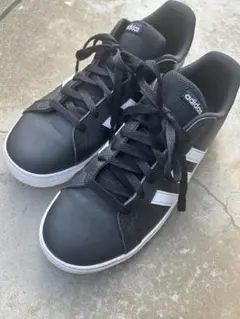adidas スニーカー 24.5cm