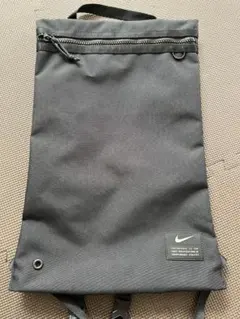 Nike 黒 リュック・バックパックのサムネイル