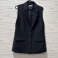 ハニーズ GLACIERのジレ　紺色