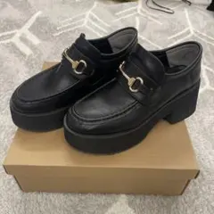 厚底ローファーのサムネイル