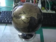 글로브 높이 19cm x 너비 약 13cm의 소형 지구본
