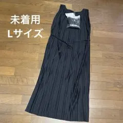 【未着用】UNIQLO プリーツワンピース（ノースリーブ）　ブラック　Lサイズ