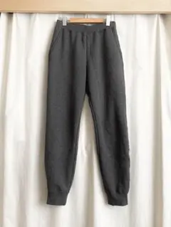 美品　ユニクロキッズ　ボアスウェットパンツ　ダークグレー　160