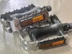 自転車用 フラットペダル リフレクター付きのサムネイル