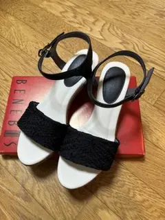 velikoko 黒 サンダルのサムネイル