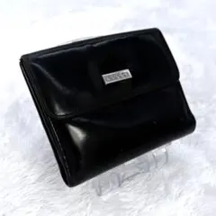 GUCCI グッチ 二つ折り財布 Wホック レザー ブラック 黒 コンパクトのサムネイル