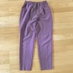 パシオーネ　センタープレス テーパード　タックパンツ