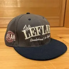 LEFLAH 刺繍キャップ グレー/ネイビー