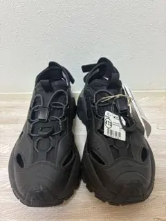 新品　アディダス　adidas スニーカーサンダル 23.5センチ