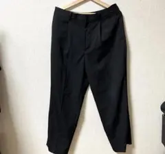ユニクロ UNIQLO タックワイドテーパードパンツ　ブラック　Sメンズ