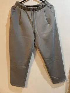 UNIQLO グレー ドライスウェットタックテーパードパンツ　M