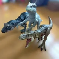 マテル　ジュラシックワールド4体セット　ギガノトサウルス、ティラノサウルススピノ マテル ジュラシックワールド4体セット ギガノトサウルス