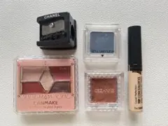CHANELペンシルシャープナー、アイシャドウ3個、コンシーラーのセット