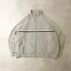 90s古着NIKEナイロンジャケット刺繍口ゴスウッシュグレーDB411