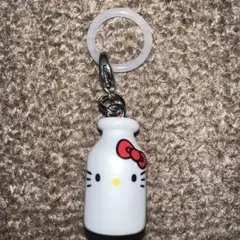 ハローキティ　アメリカンデザインめじるしアクセサリー　ミルク