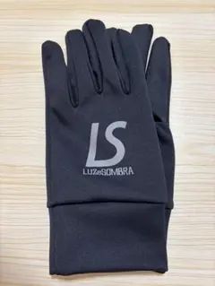【新品未使用】ルースイソンブラLUZ e SOMBRA 手袋 黒 サイズ：S