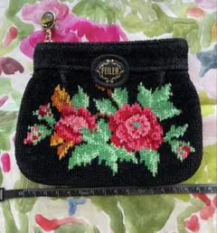 「美品」FEILER / フェイラー　フラワー刺繍 ブラックポーチ