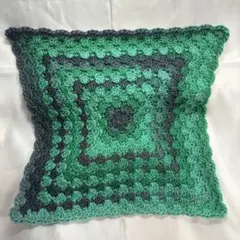 ハンドメイド　マット　ドイリー　テーブルクロス　ランチョンマット　カバー　緑