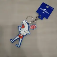 ジョーズ キーチェーンホルダー USJジョーズ人間キーチェーン - メルカリ