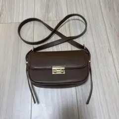 H&M ブラウン フラップショルダーバッグ