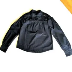 美品♡FRENCH PAVE 肩レースブラウス 長袖シャツ 黒のサムネイル