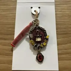 ディズニー ハロウィン 2024 ヴィランズ チャーム　フック船長 モチーフ