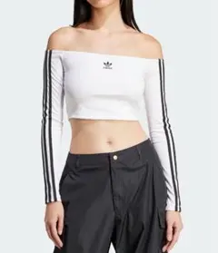 adidas オフショルダートップス