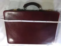 Gold Pfeil Sport ワインカラーｋレザー アタッシュケース Gold Pfeil Sport ワインカラーkレザー アタッシュケース - メルカリ