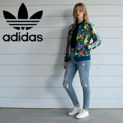 【激レア】adidas 花柄　総柄　トラックジャケット　ロゴ刺繍のサムネイル