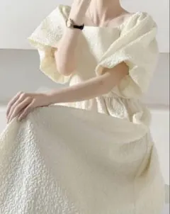 【タグ付き未使用】ABITOKYO アイボリー ワンピース Lサイズのサムネイル
