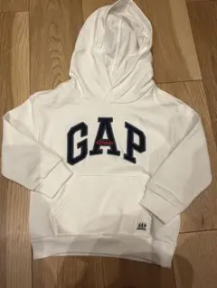 【新品】キッズ　GAPパーカー ホワイト サイズ4years【即日発送】